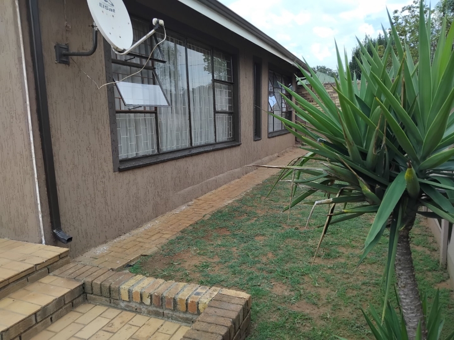 3 Bedroom Property for Sale in Primrose Gauteng