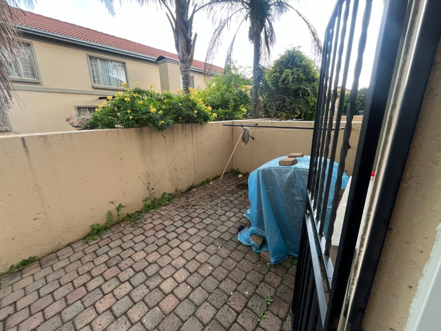 2 Bedroom Property for Sale in Equestria Gauteng