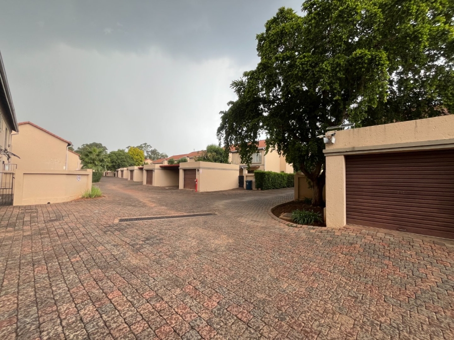 2 Bedroom Property for Sale in Equestria Gauteng