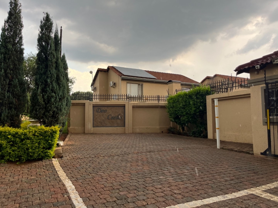 2 Bedroom Property for Sale in Equestria Gauteng