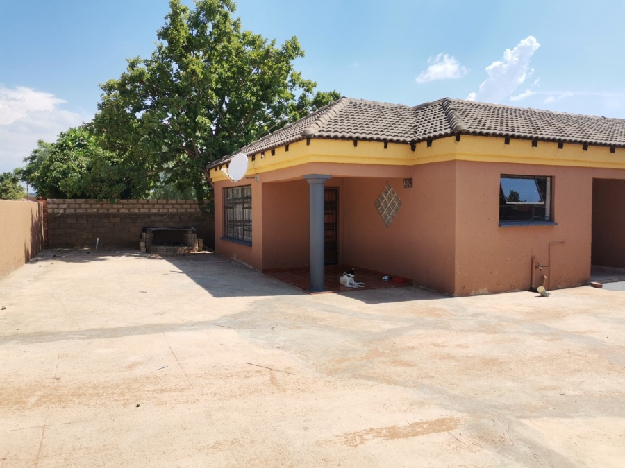 2 Bedroom Property for Sale in Soshanguve P Gauteng