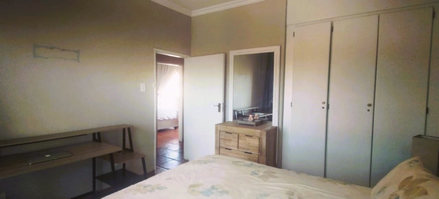 3 Bedroom Property for Sale in Eldoraigne Gauteng