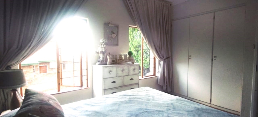 3 Bedroom Property for Sale in Eldoraigne Gauteng