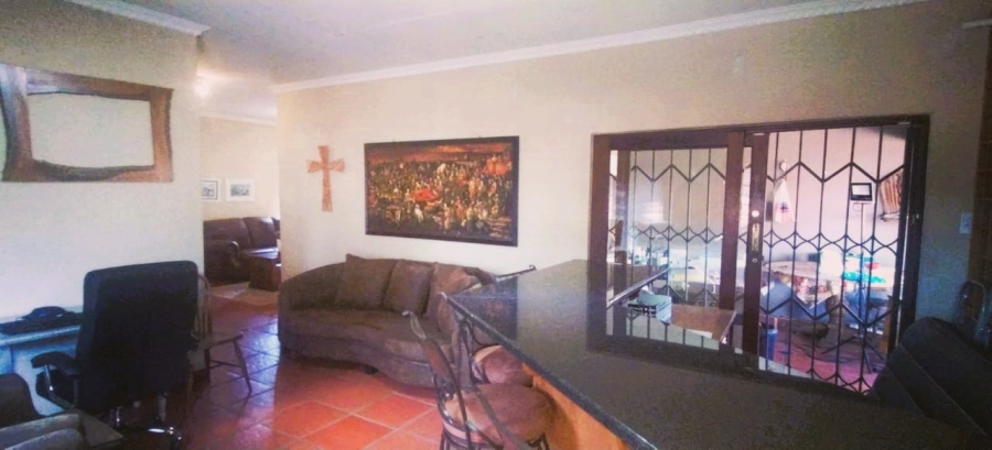 3 Bedroom Property for Sale in Eldoraigne Gauteng