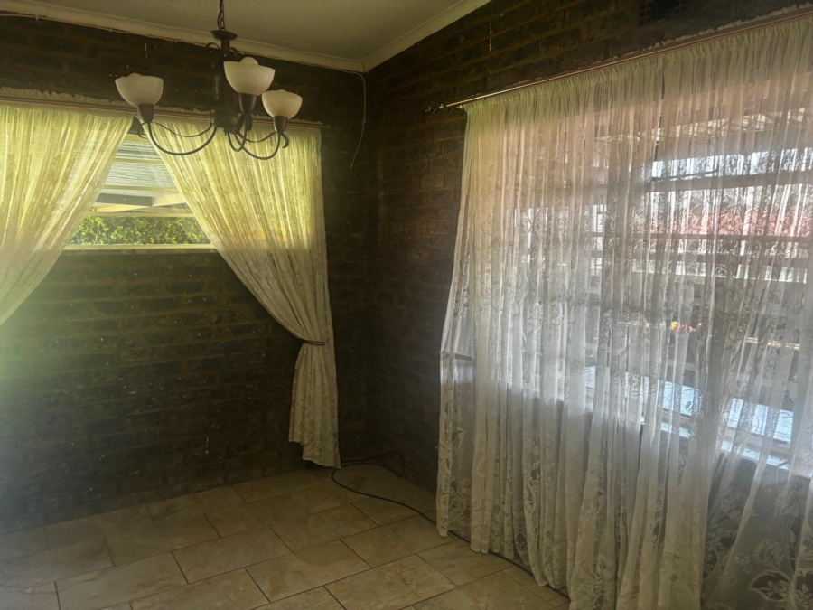 3 Bedroom Property for Sale in Wentworth Park Gauteng