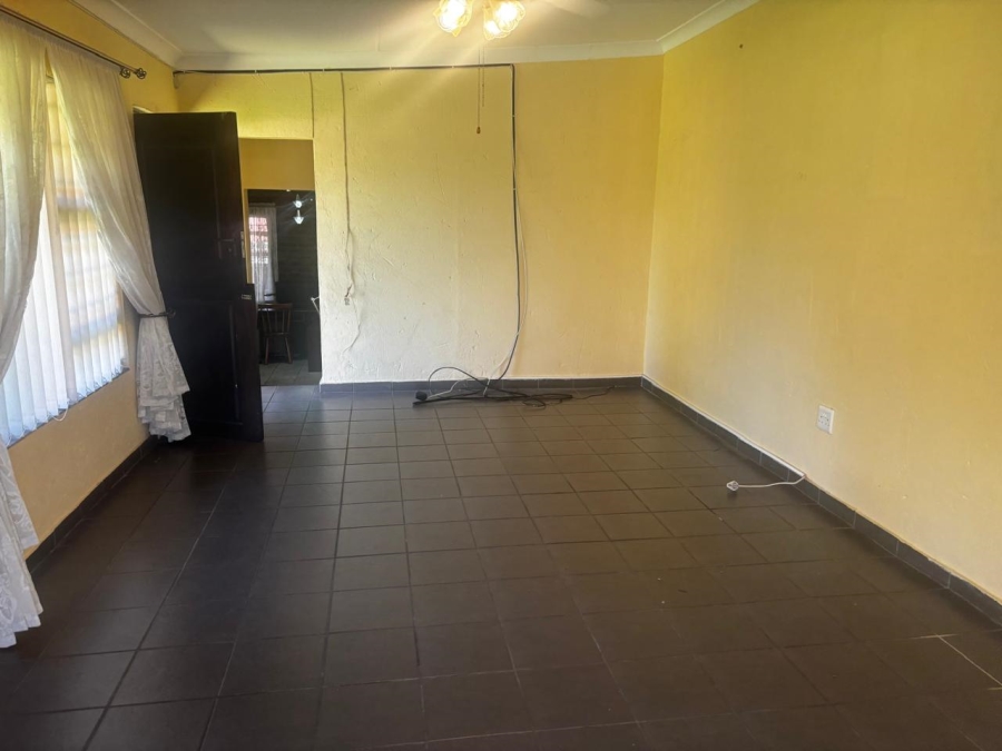 3 Bedroom Property for Sale in Wentworth Park Gauteng