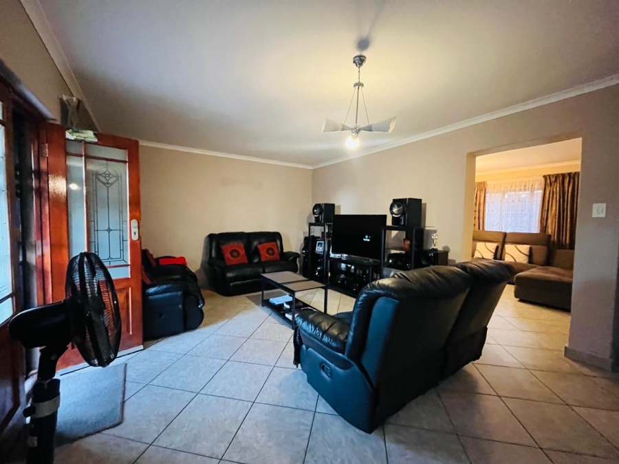 3 Bedroom Property for Sale in Ninapark Gauteng