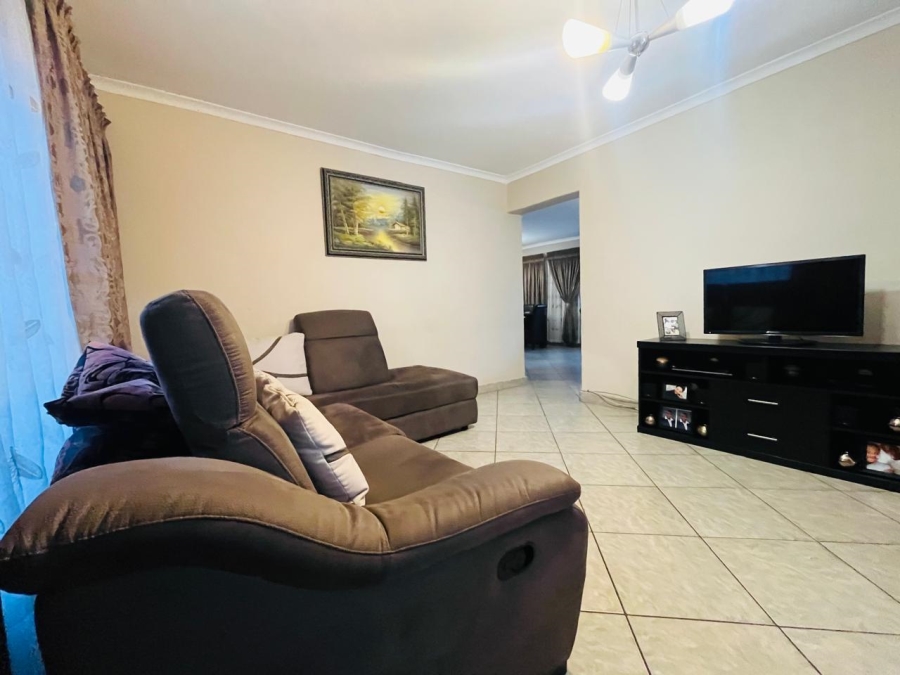 3 Bedroom Property for Sale in Ninapark Gauteng