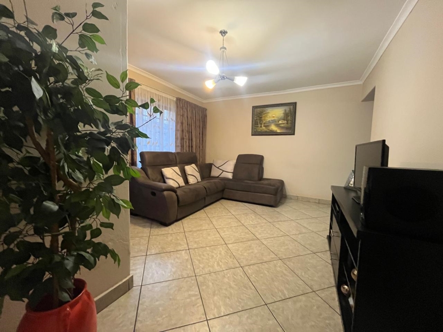 3 Bedroom Property for Sale in Ninapark Gauteng