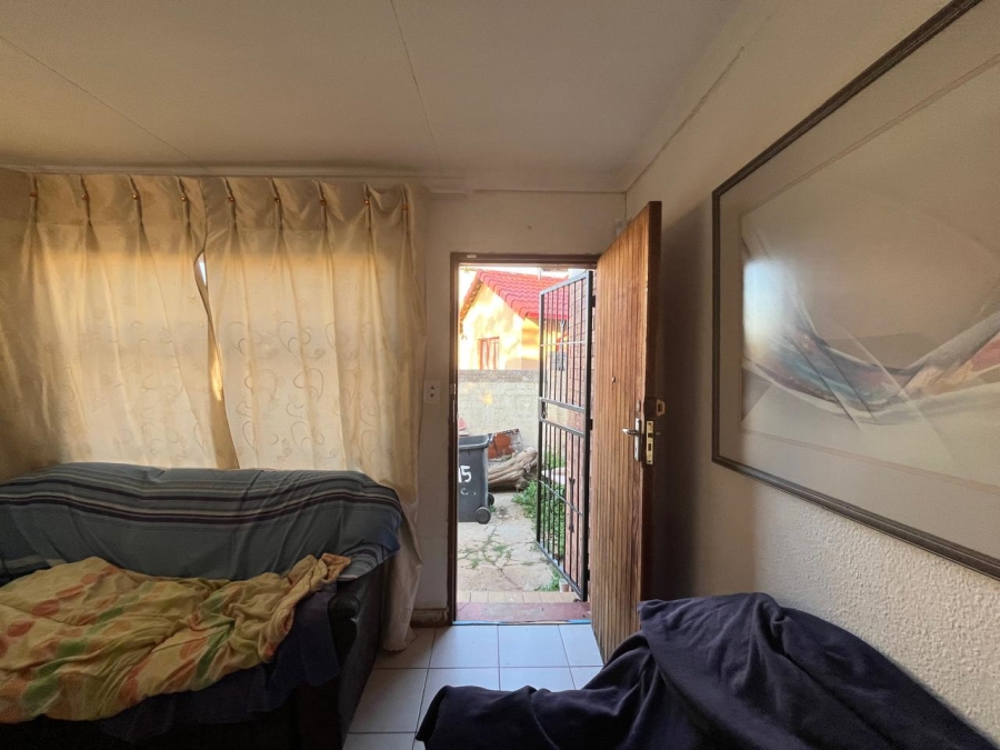 4 Bedroom Property for Sale in Eikenhof Gauteng