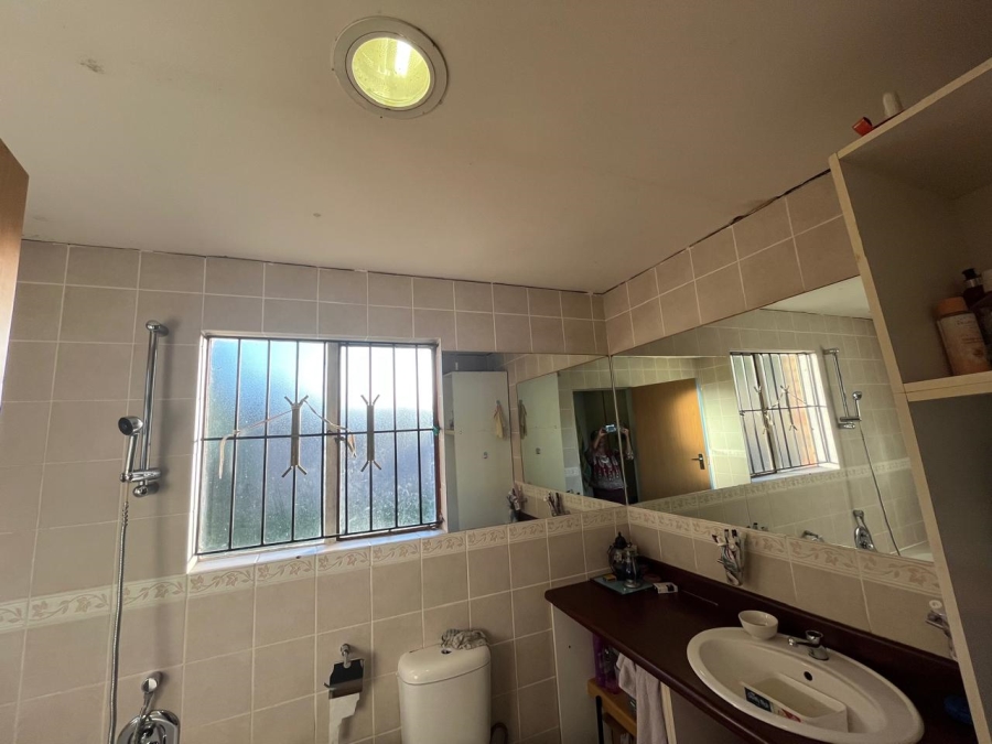 4 Bedroom Property for Sale in Eikenhof Gauteng