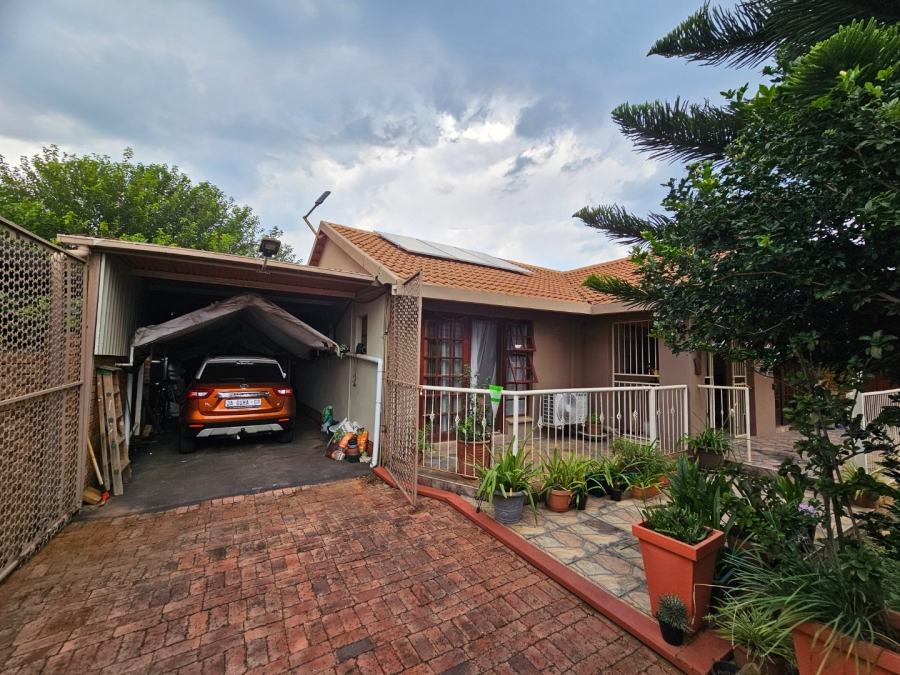 3 Bedroom Property for Sale in Montana Gauteng