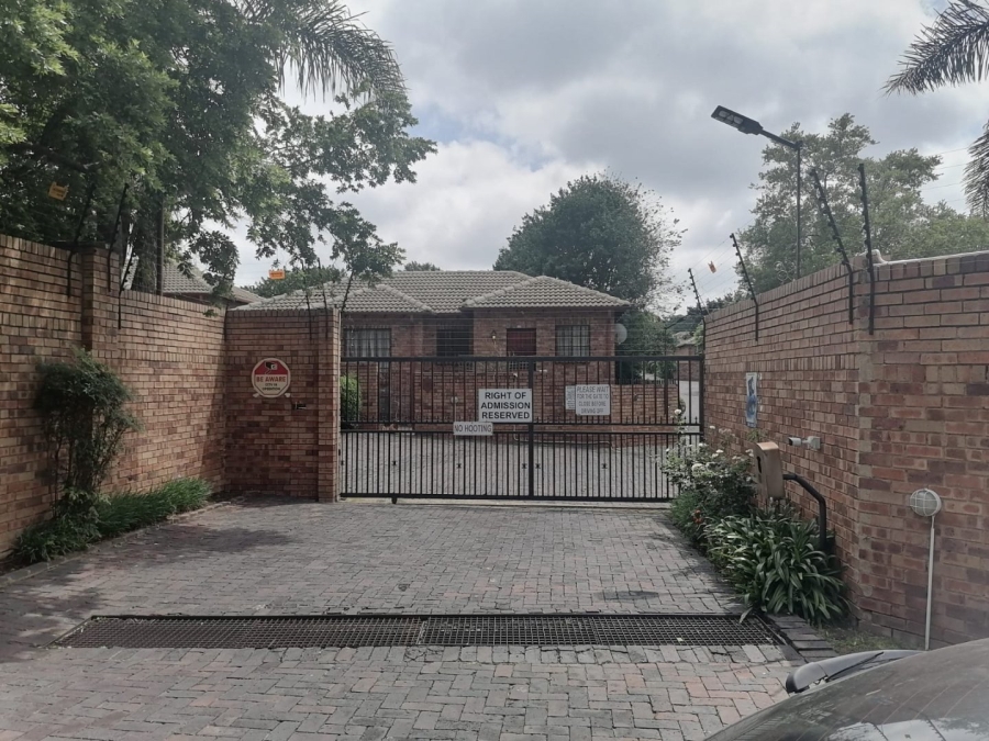 To Let 3 Bedroom Property for Rent in Northwold Gauteng