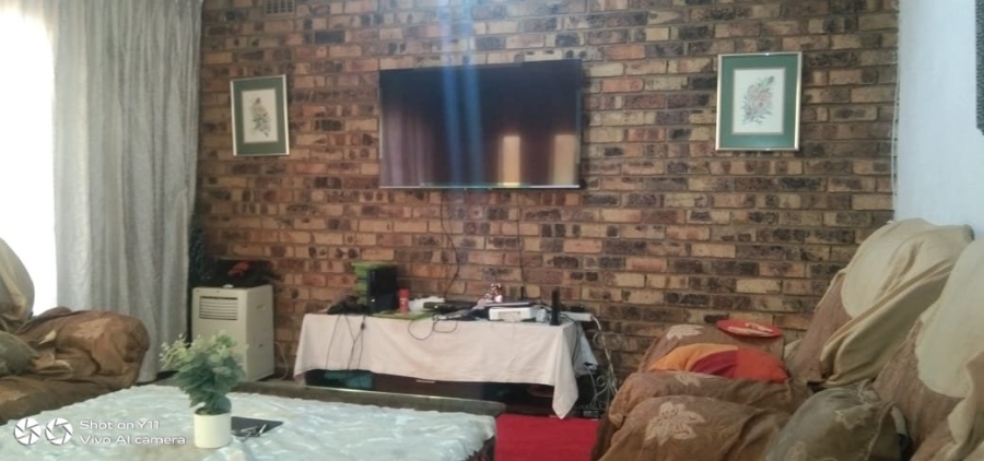 To Let 3 Bedroom Property for Rent in Dawn Park Gauteng