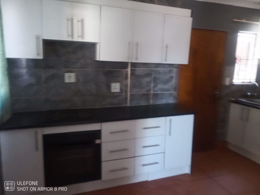 To Let 3 Bedroom Property for Rent in Dawn Park Gauteng