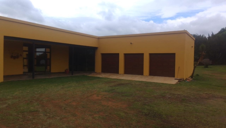 4 Bedroom Property for Sale in Lochvaal Gauteng