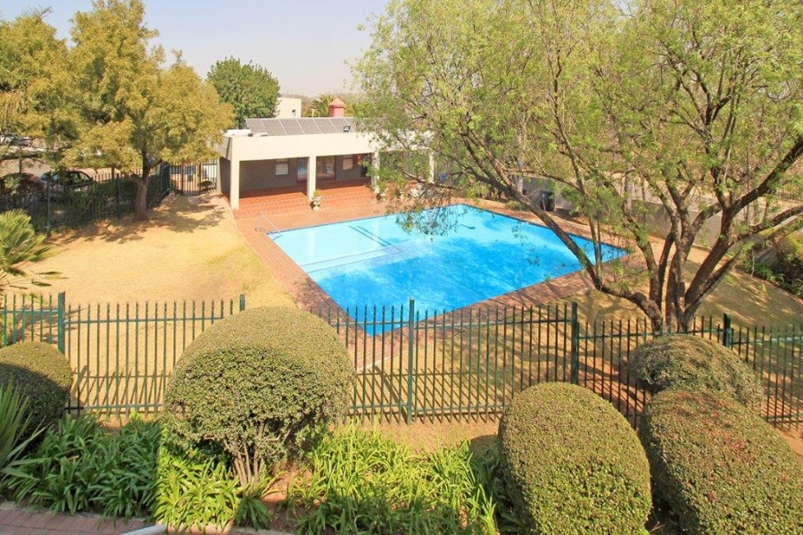 2 Bedroom Property for Sale in Marais Steyn Park Gauteng