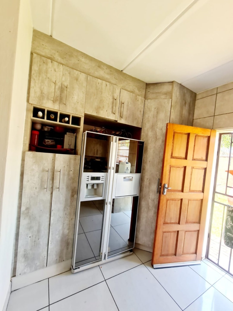 3 Bedroom Property for Sale in Heuwelsig Estate Gauteng