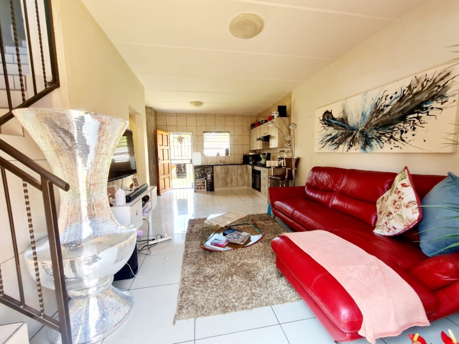 3 Bedroom Property for Sale in Heuwelsig Estate Gauteng