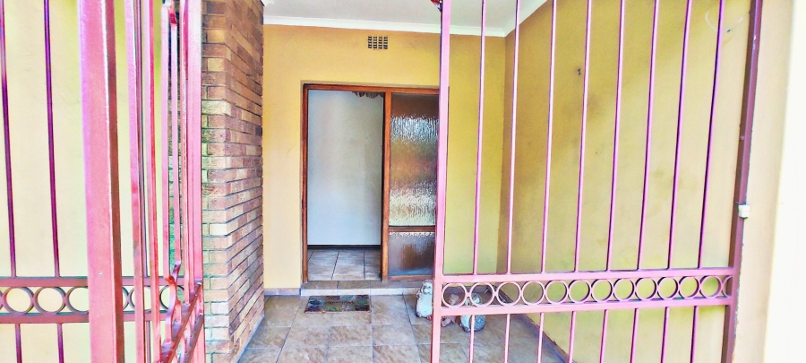 3 Bedroom Property for Sale in Vanderbijlpark SE 6 Gauteng