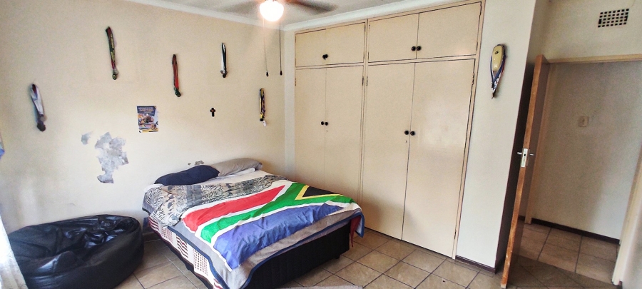 3 Bedroom Property for Sale in Vanderbijlpark SE 6 Gauteng