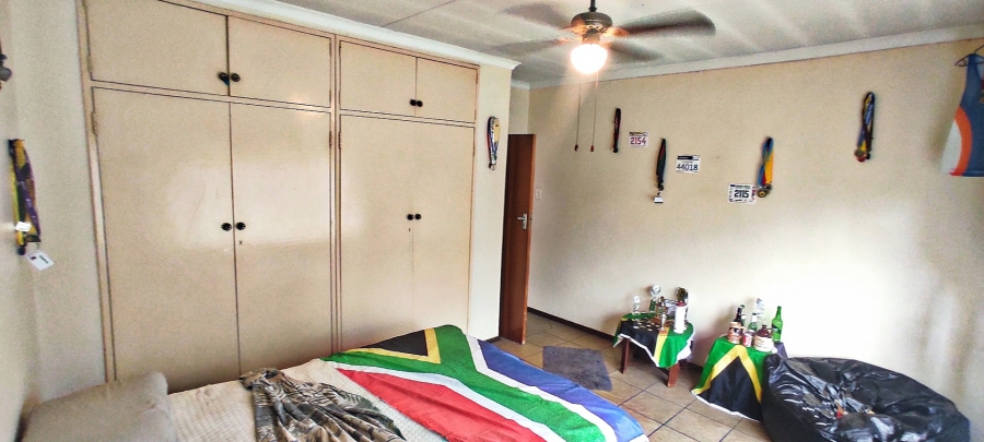 3 Bedroom Property for Sale in Vanderbijlpark SE 6 Gauteng