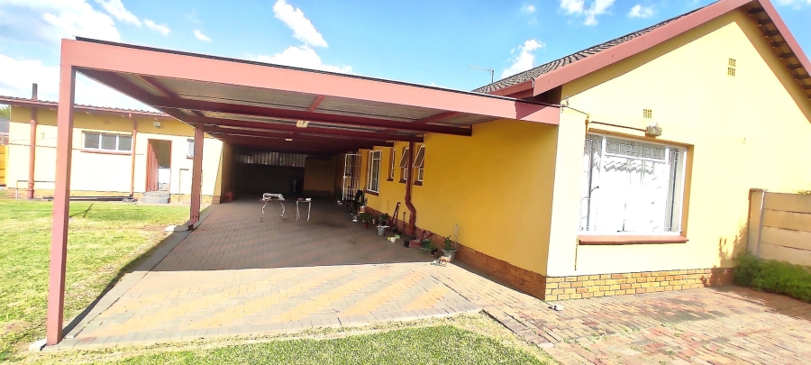 3 Bedroom Property for Sale in Vanderbijlpark SE 6 Gauteng