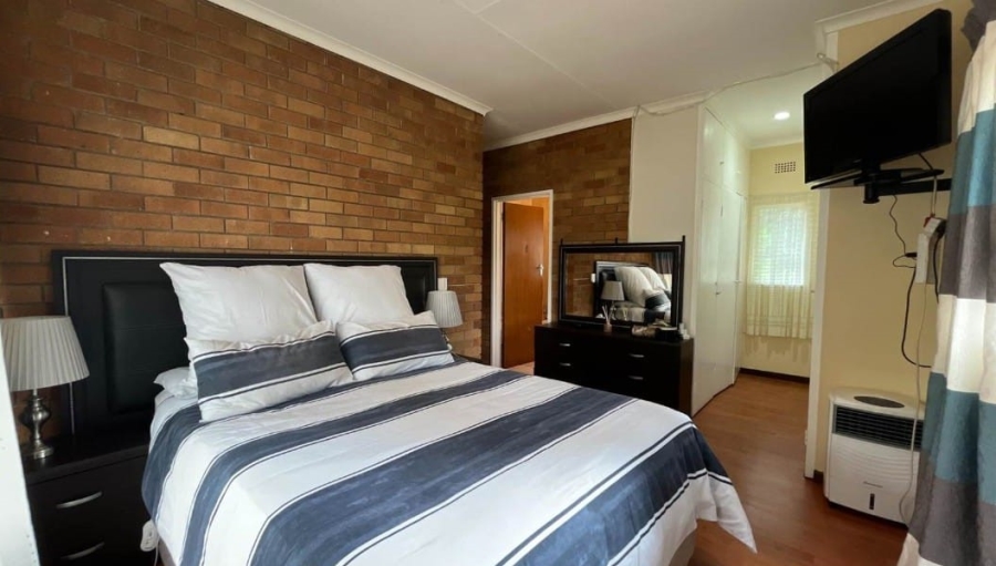 4 Bedroom Property for Sale in Suideroord Gauteng