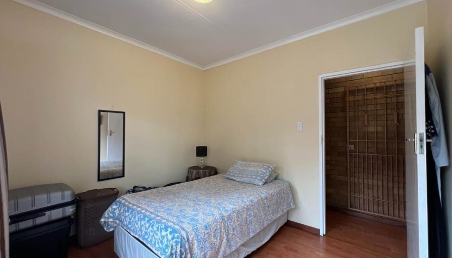 4 Bedroom Property for Sale in Suideroord Gauteng