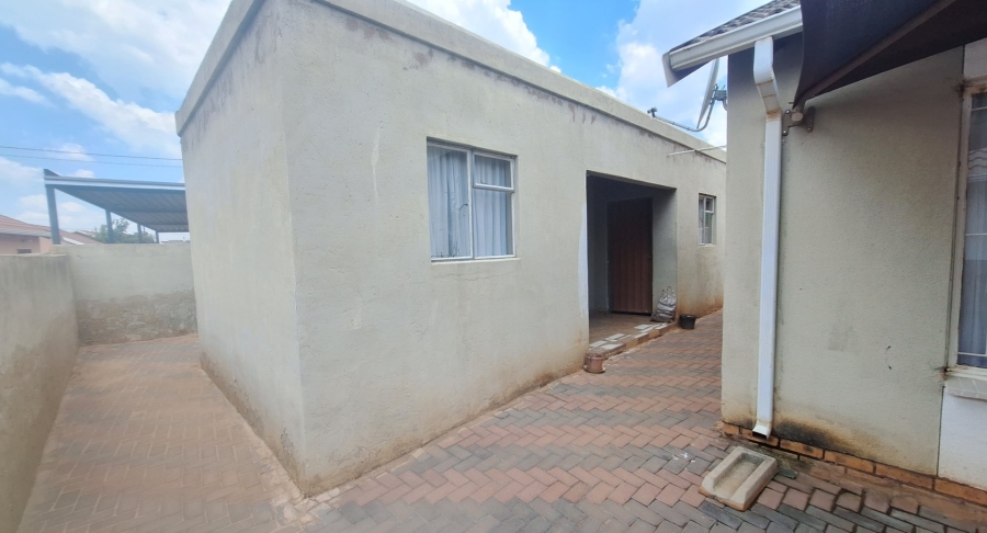 3 Bedroom Property for Sale in Mahube Valley Gauteng