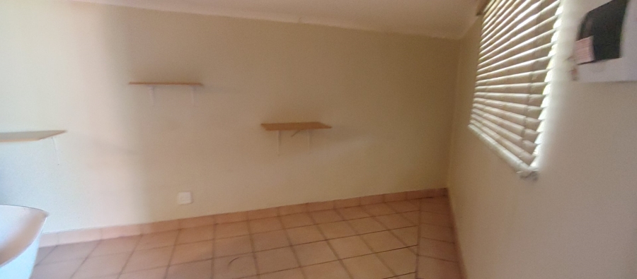 To Let 1 Bedroom Property for Rent in Villieria Gauteng