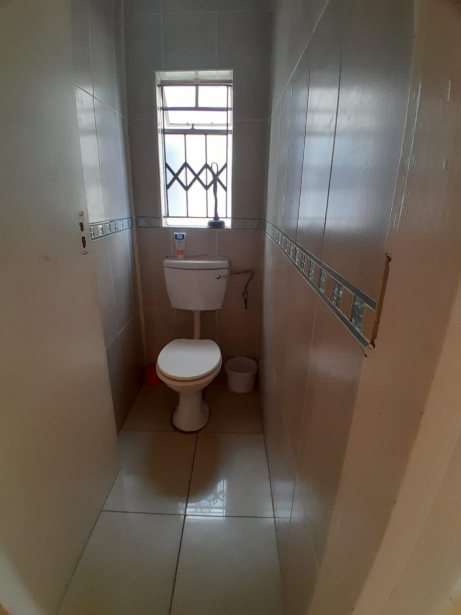 2 Bedroom Property for Sale in Nkwe Estate Gauteng