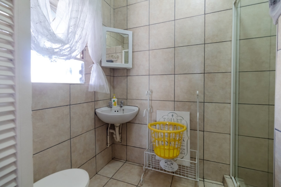 12 Bedroom Property for Sale in Bonaero Park Gauteng