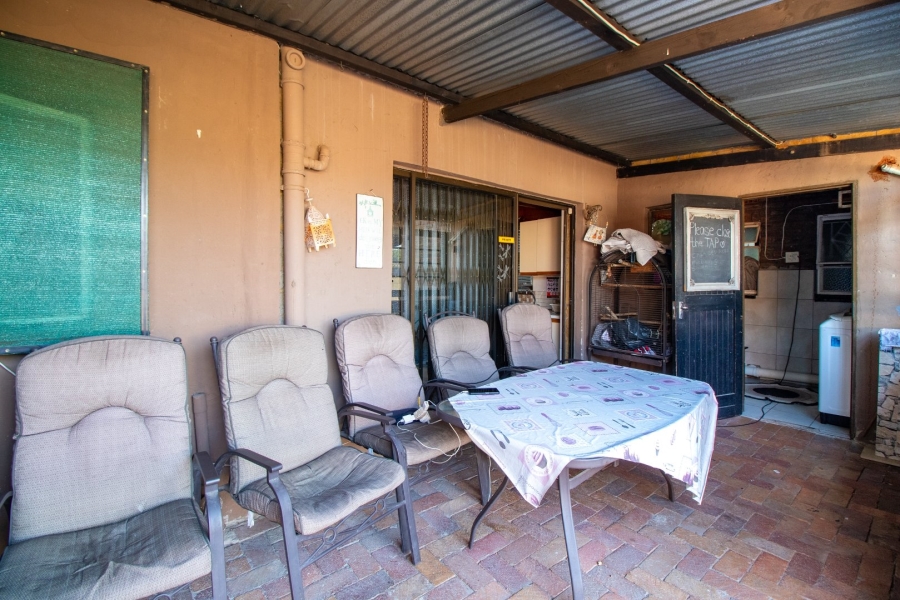 12 Bedroom Property for Sale in Bonaero Park Gauteng