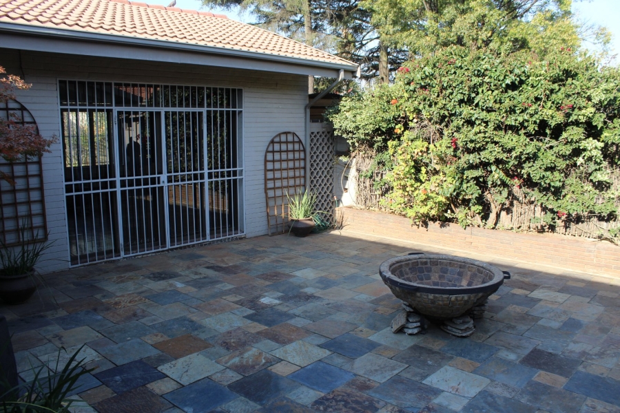 4 Bedroom Property for Sale in Selcourt Gauteng