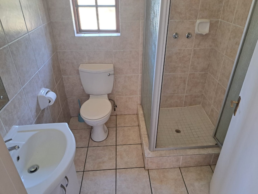 2 Bedroom Property for Sale in Montana Tuine Gauteng