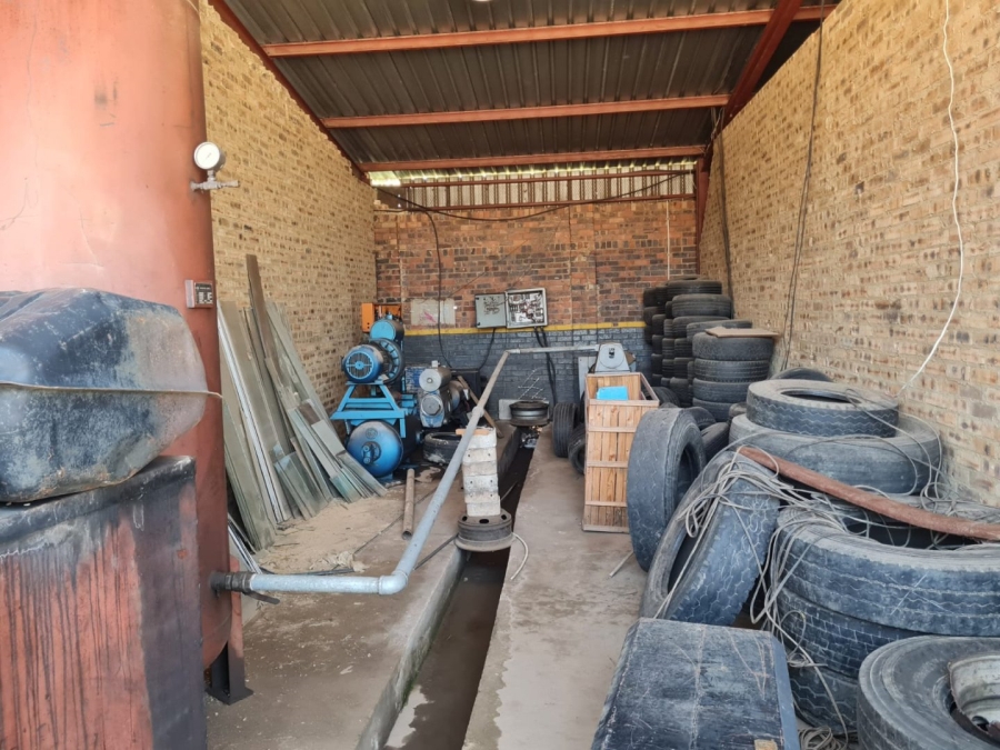 To Let commercial Property for Rent in Anchorville Gauteng