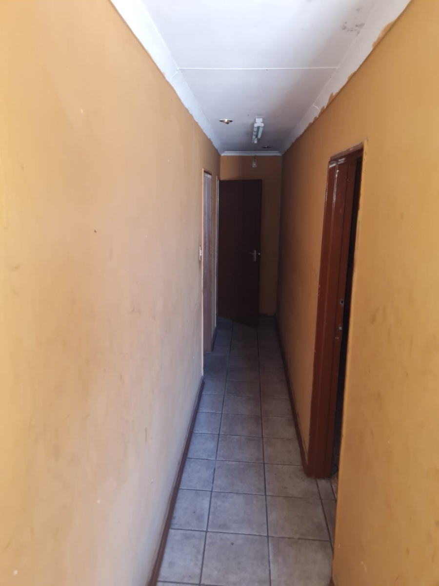 To Let commercial Property for Rent in Anchorville Gauteng