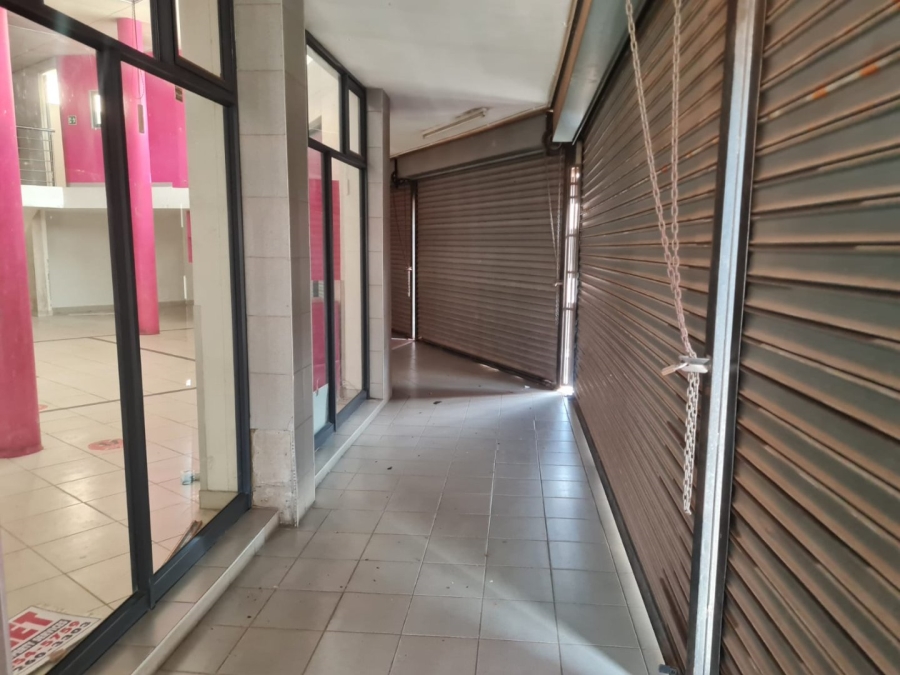 To Let commercial Property for Rent in Lenasia Ext 1 Gauteng