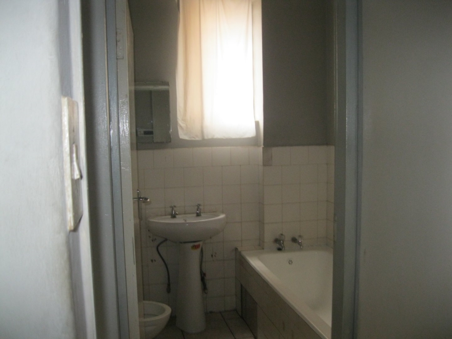 To Let 1 Bedroom Property for Rent in Pretoria Central Gauteng