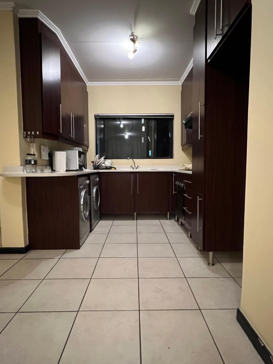 To Let  Bedroom Property for Rent in Acacia Gauteng