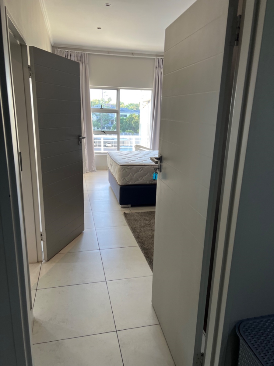 To Let 2 Bedroom Property for Rent in Sandown Gauteng