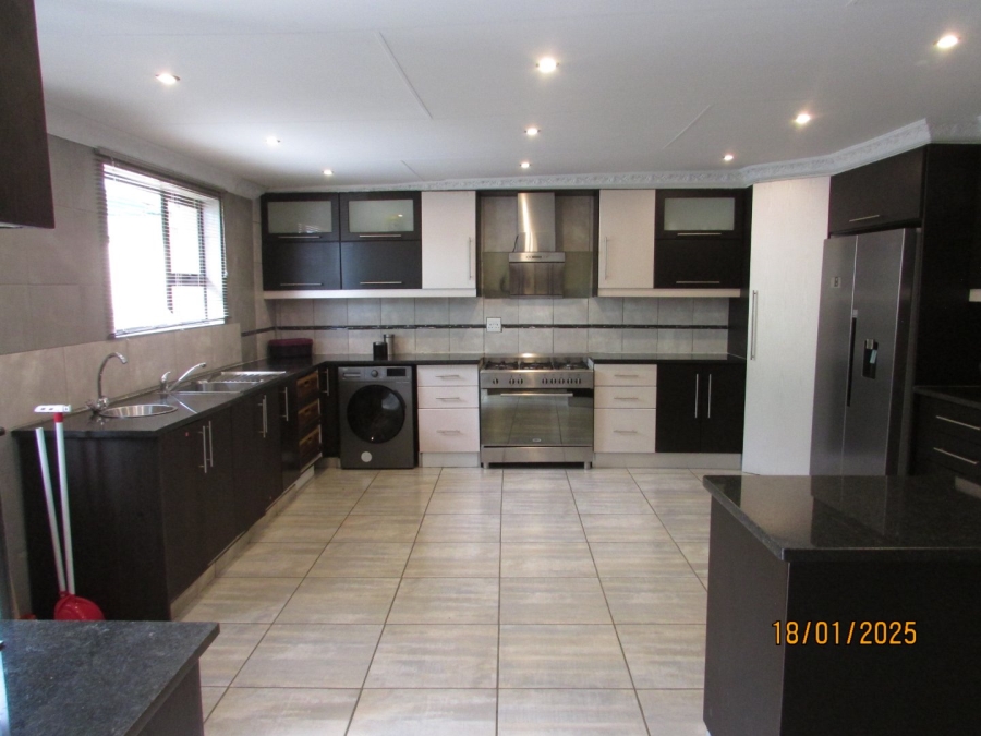 3 Bedroom Property for Sale in Terenure Gauteng