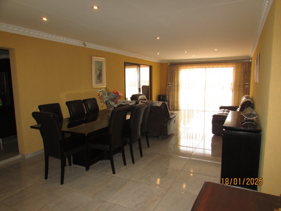 3 Bedroom Property for Sale in Terenure Gauteng