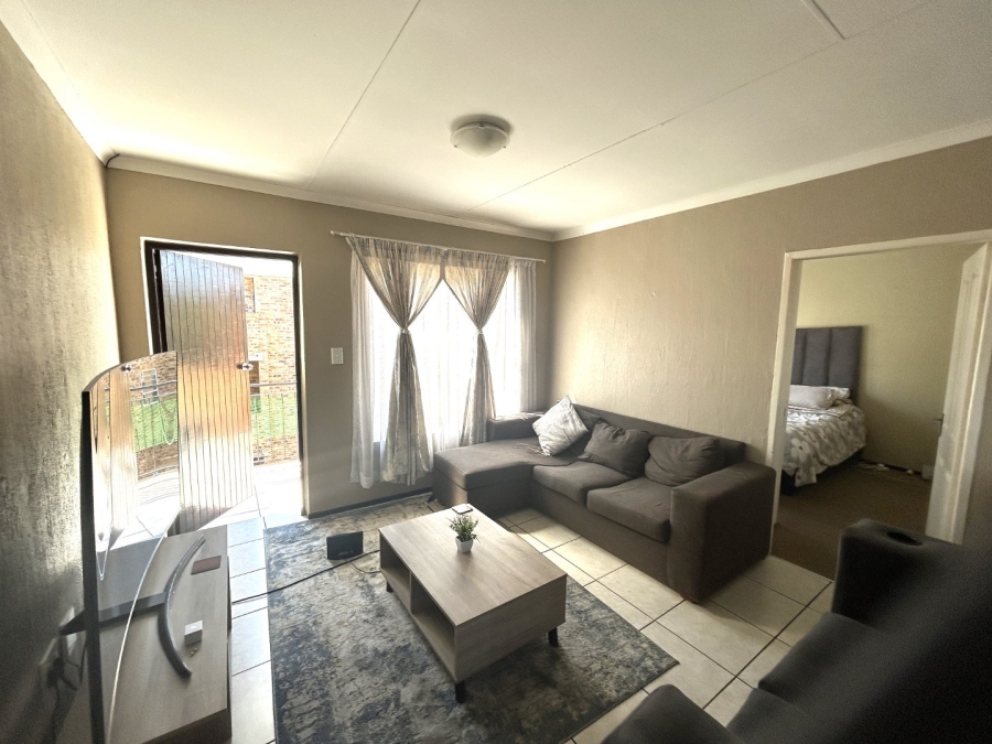 2 Bedroom Property for Sale in Honeypark Gauteng