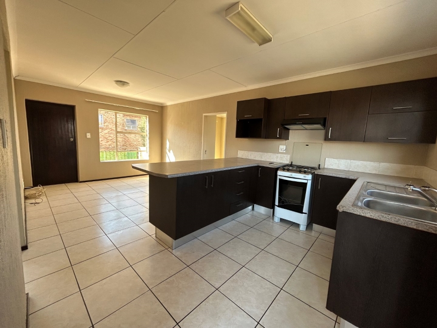 2 Bedroom Property for Sale in Honeypark Gauteng