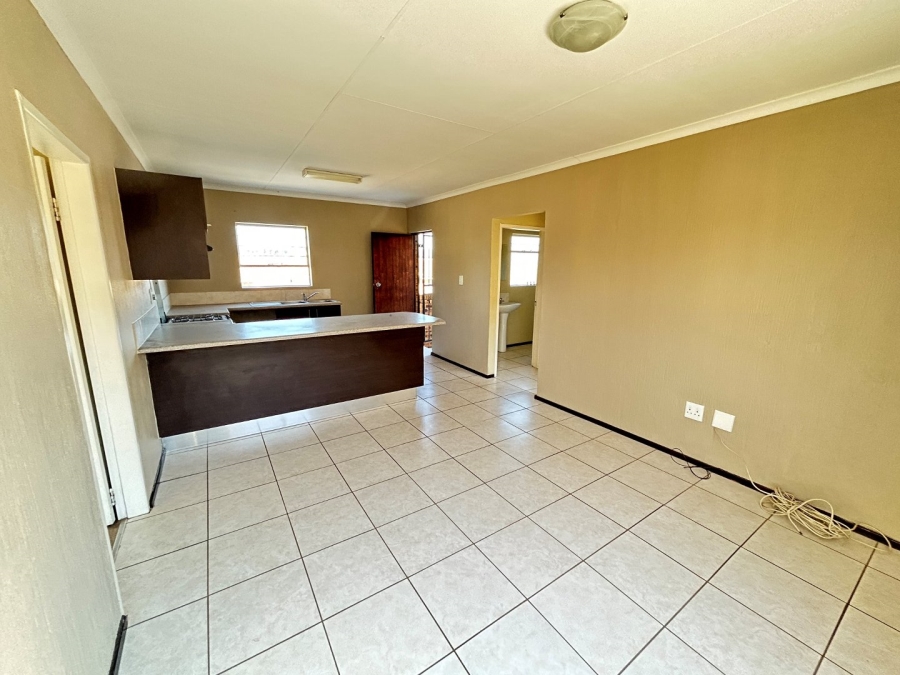 2 Bedroom Property for Sale in Honeypark Gauteng