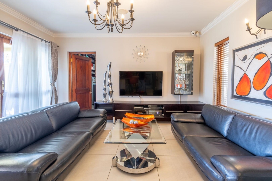 4 Bedroom Property for Sale in Marais Steyn Park Gauteng