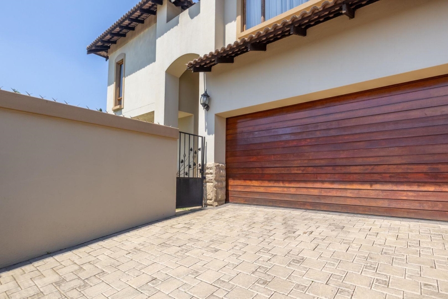 4 Bedroom Property for Sale in Marais Steyn Park Gauteng