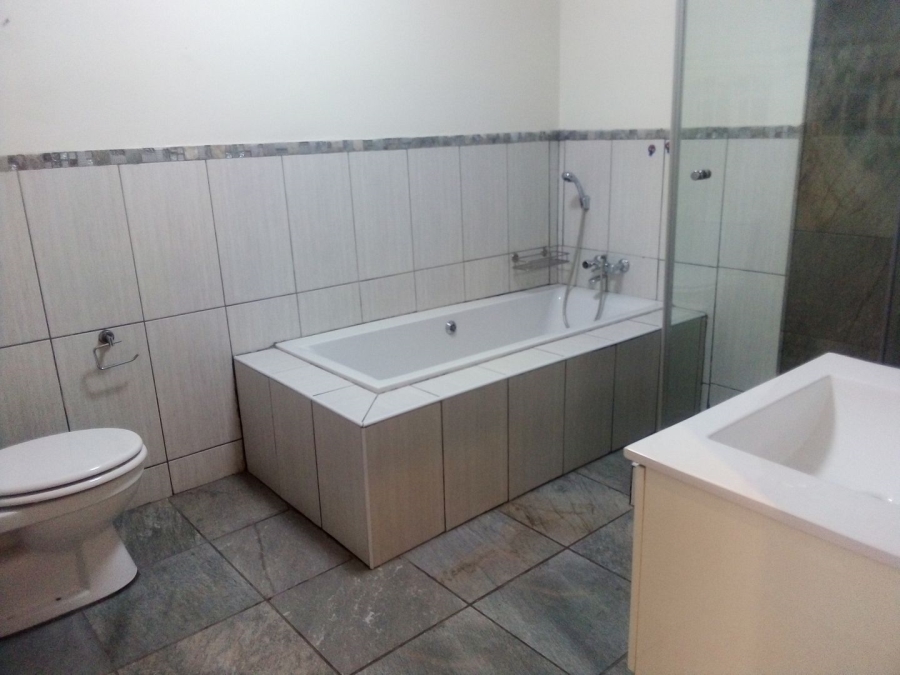 5 Bedroom Property for Sale in Kensington Gauteng